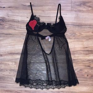 Victoria’s Secret 34B Valentine’s Day Lingerie